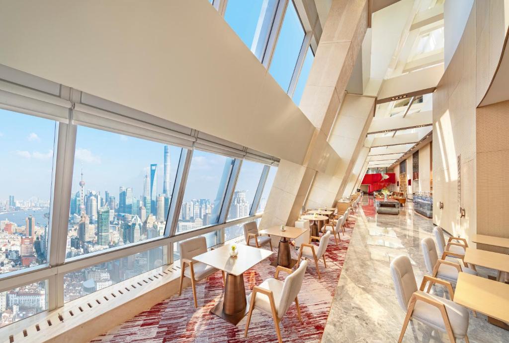 Двухместный (Королевский клубный номер с кроватью размера «king-size»), Le Royal Meridien Shanghai