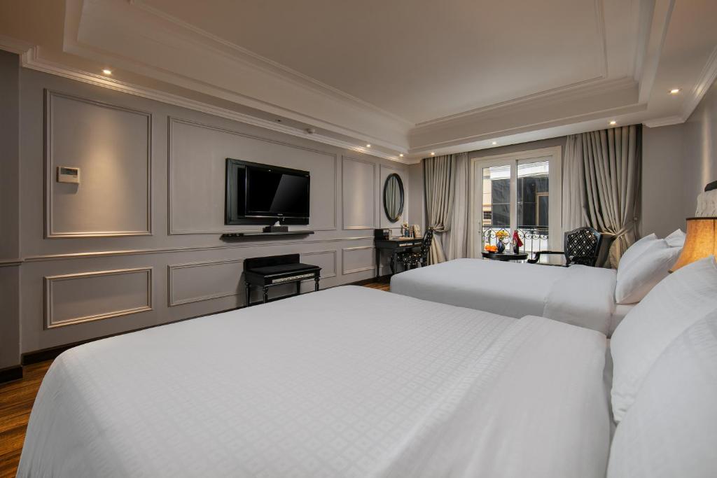 Семейный (Семейный люкс с балконом), Gondola Hotel & Spa