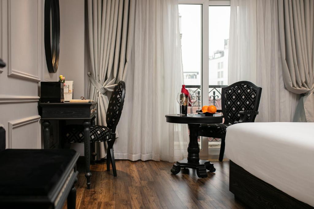 Семейный (Семейный люкс с балконом), Gondola Hotel & Spa