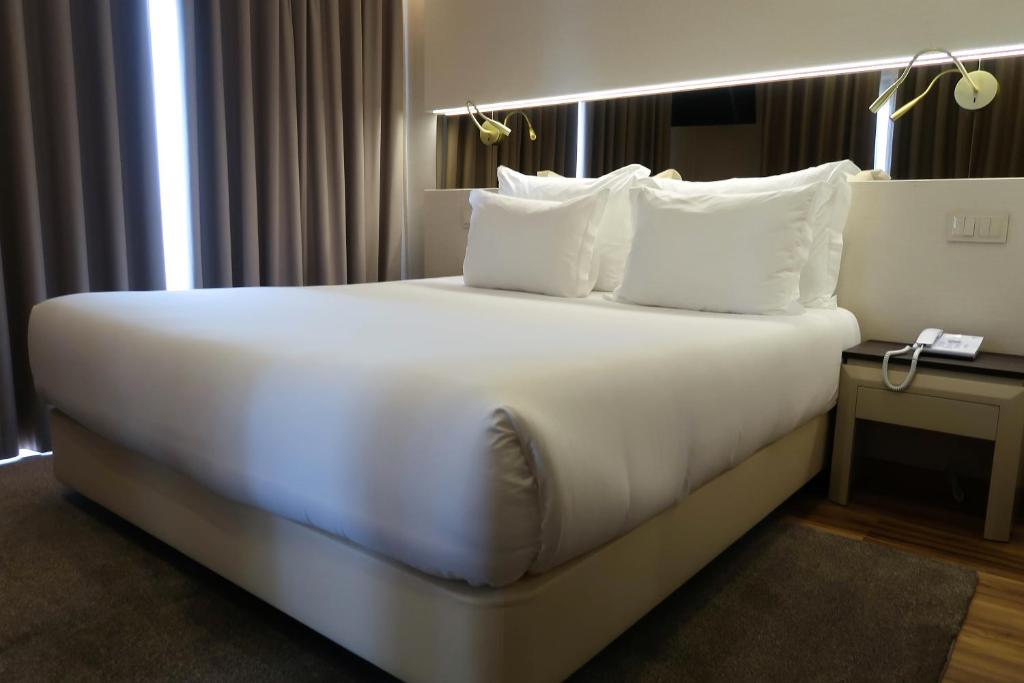 Hotel Cristal Setubal Room Type - Standard Double Room