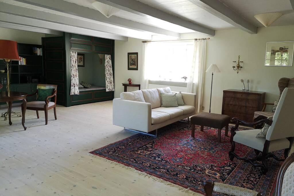 Foxhouse photo 4