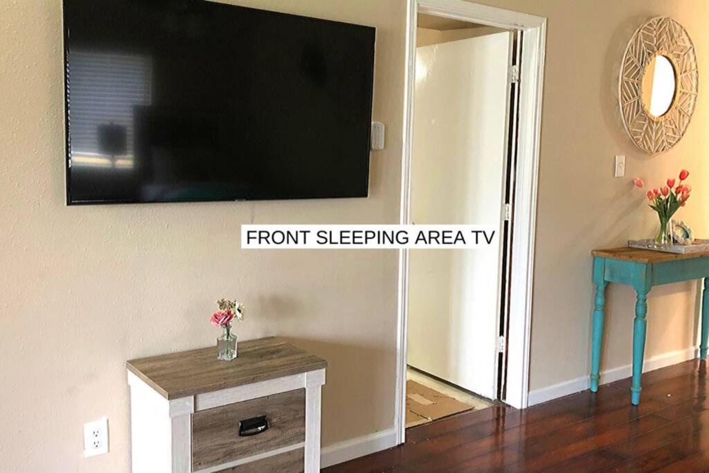 Pool House, 9 Beds in Tomball 30 Mins from Downtown - Lundar photo 4