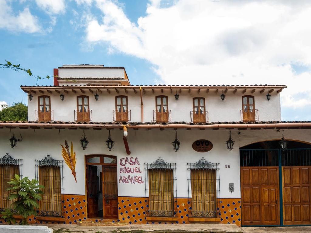 Casa Miguel Arcangel photo 2