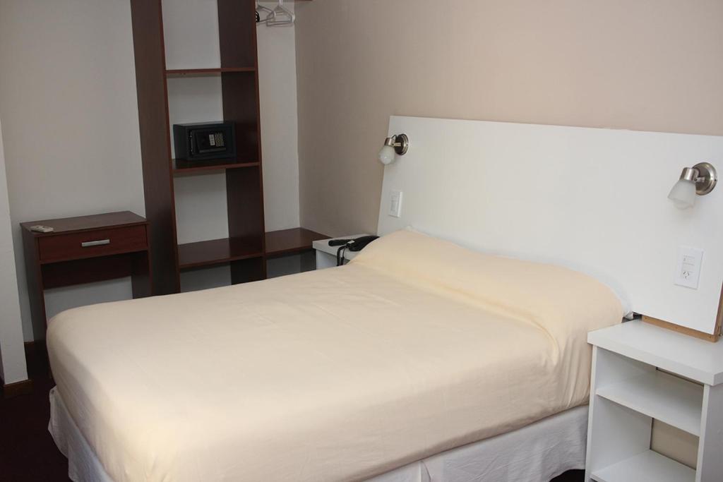 Hotel Catedral San Rafael photo 1