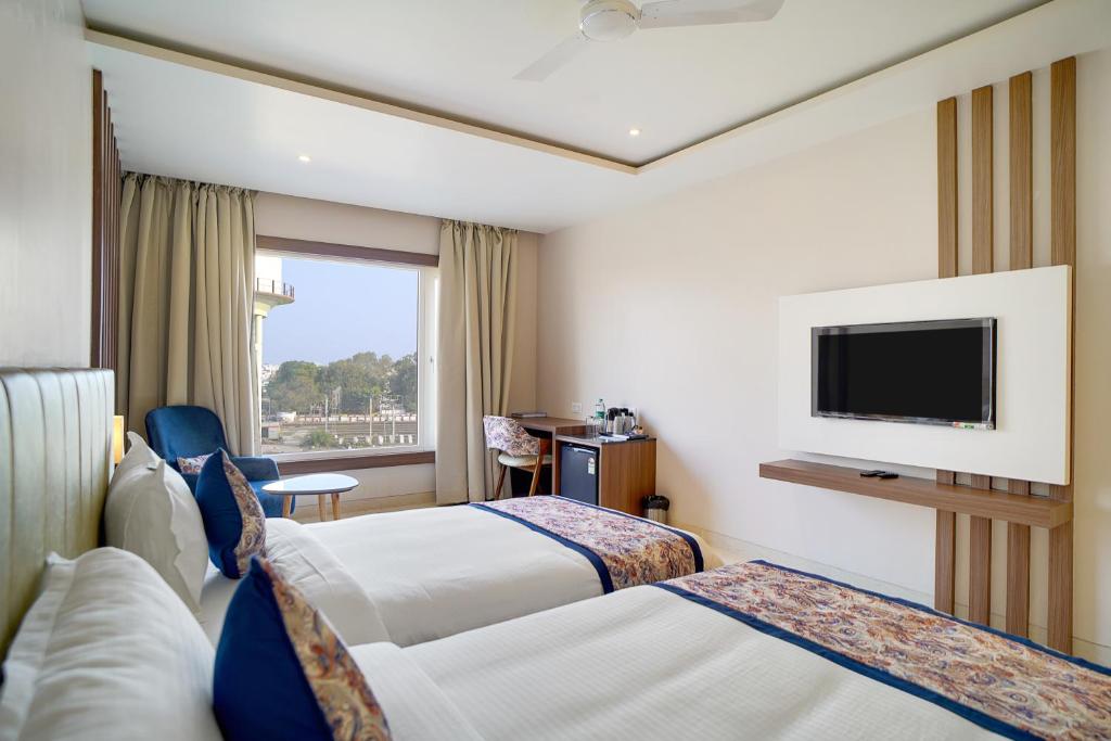 Двухместный (Двухместный номер эконом-класса с 1 кроватью), HOTEL FOUR ELEMENT