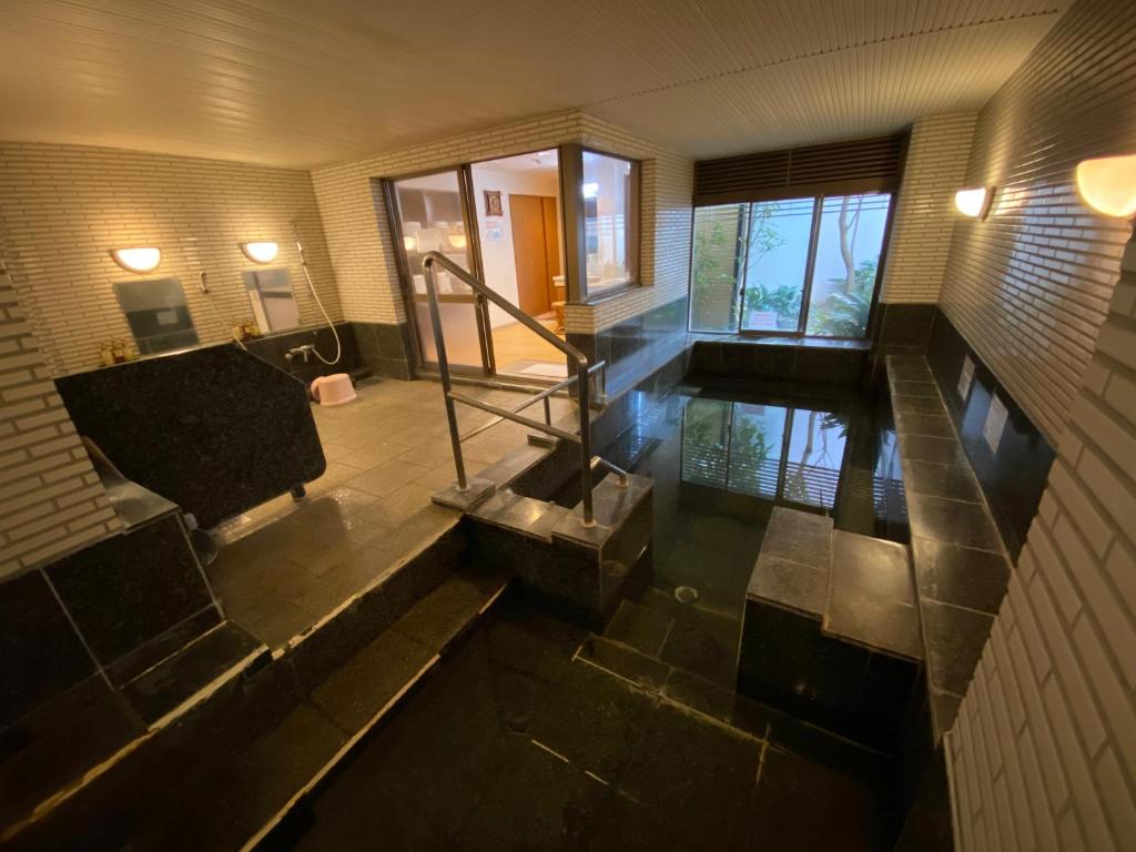 Atami Onsen Guest House Megumi photo 4