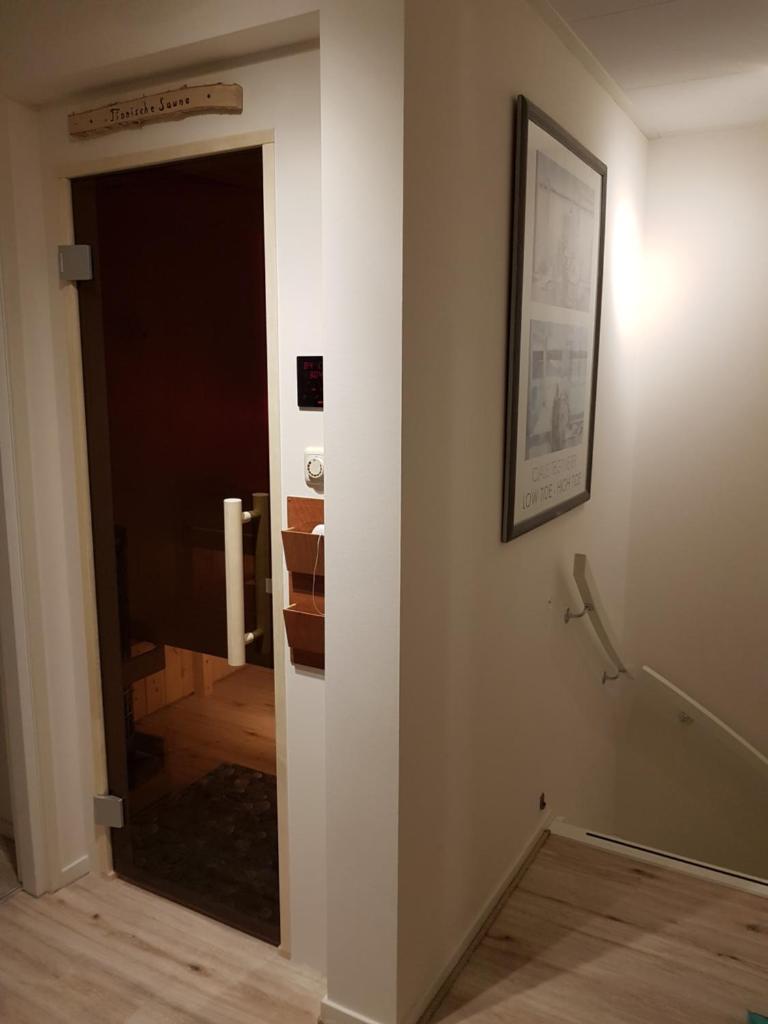 Wierhooft 21 photo 2
