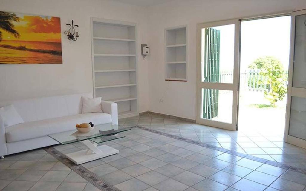 Lovely Holiday Apartment Quadrilocale Con Vista Mare Pt51 With Terrace Sea photo 4