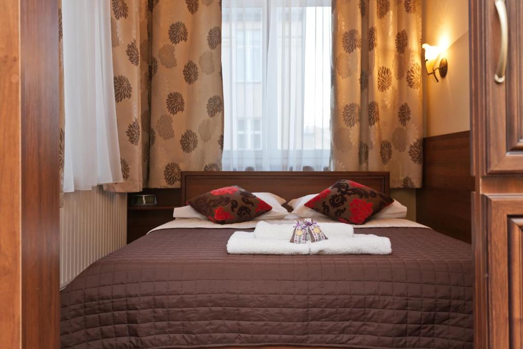 Студио (Номер-студио Делюкс), Hotel Maksymilian