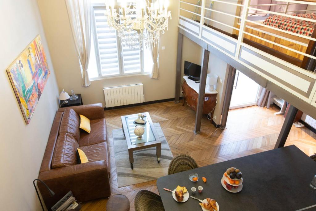 R-SEVEN - Cosy - bien situé photo 3