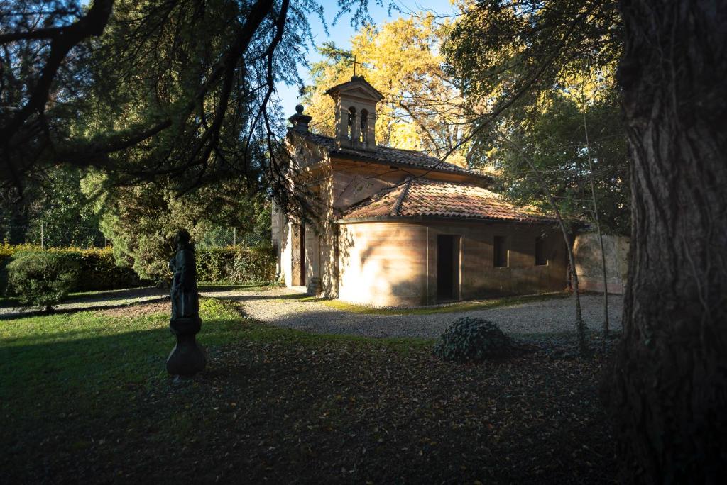 Villa Vitturi - Tap to explore photos