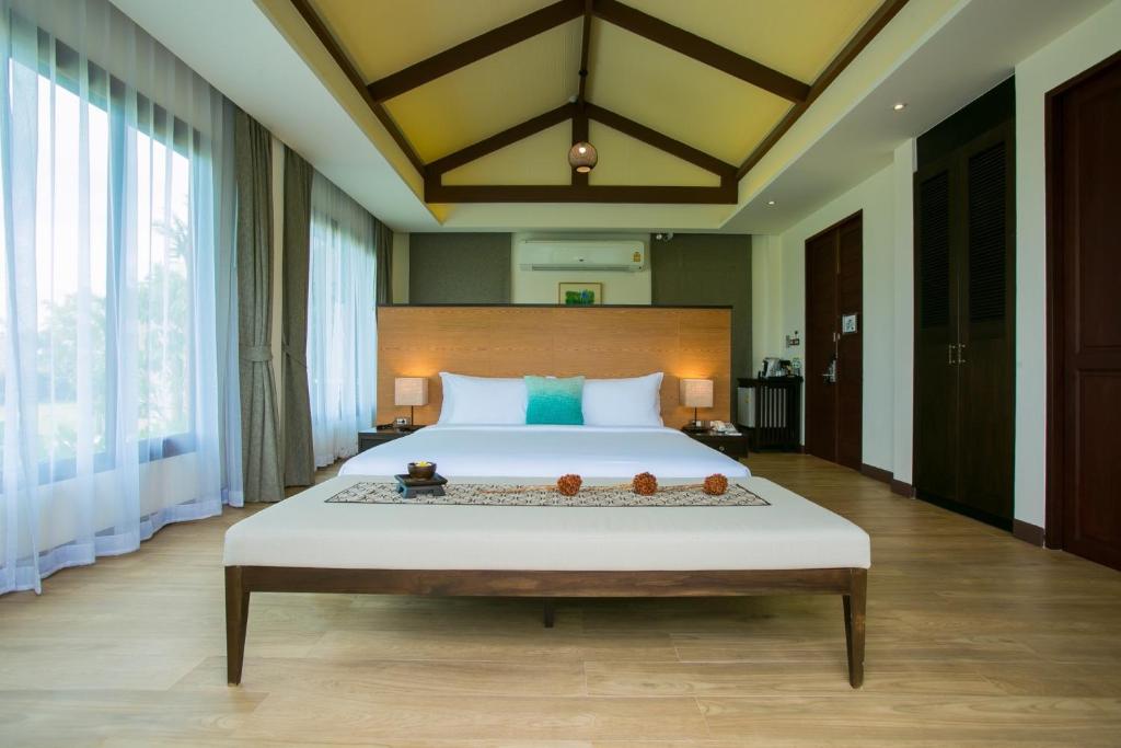 Triple Tree Beach Resort photo 2