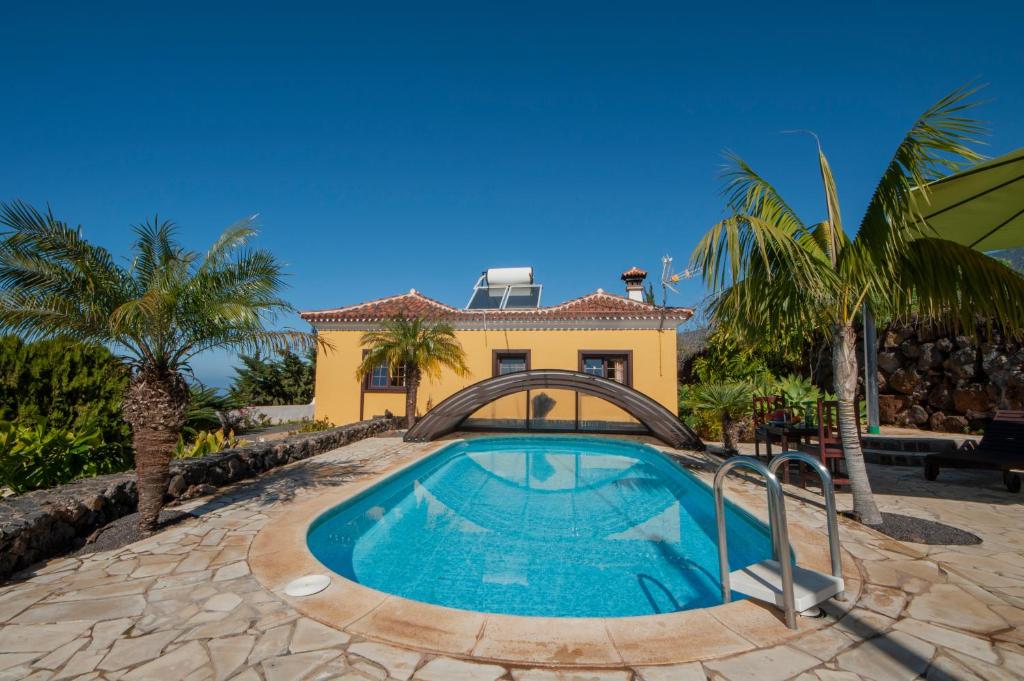 CASA VAN DE WALLE photo 1
