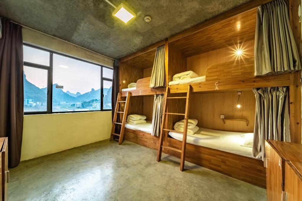 Номер (Кровать в общем 4-местном номере для мужчин и женщин), Yangshuo Sudder Street Guesthouse