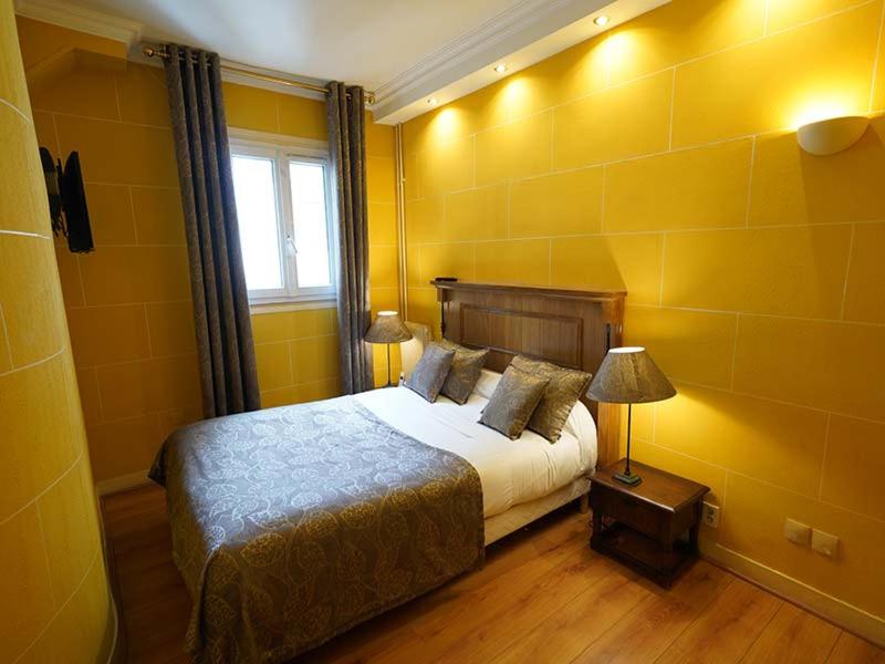 Двухместный (Улучшенный двухместный номер с 1 кроватью), Hôtel du Château