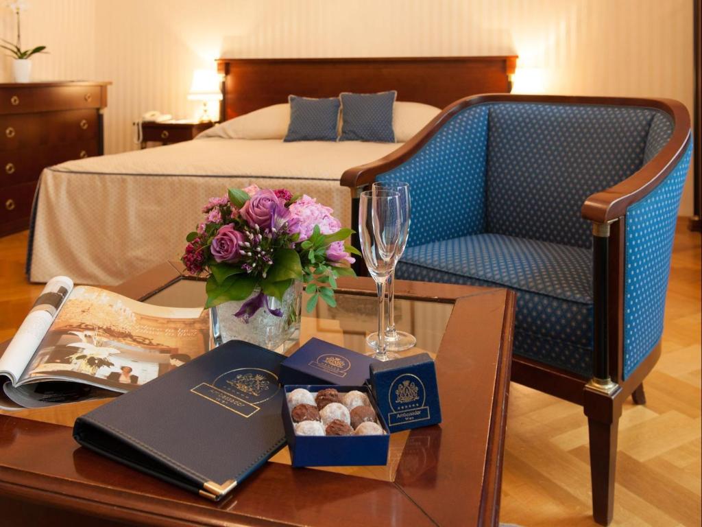 Двухместный (Классический двухместный номер с 1 кроватью), Hotel Ambassador