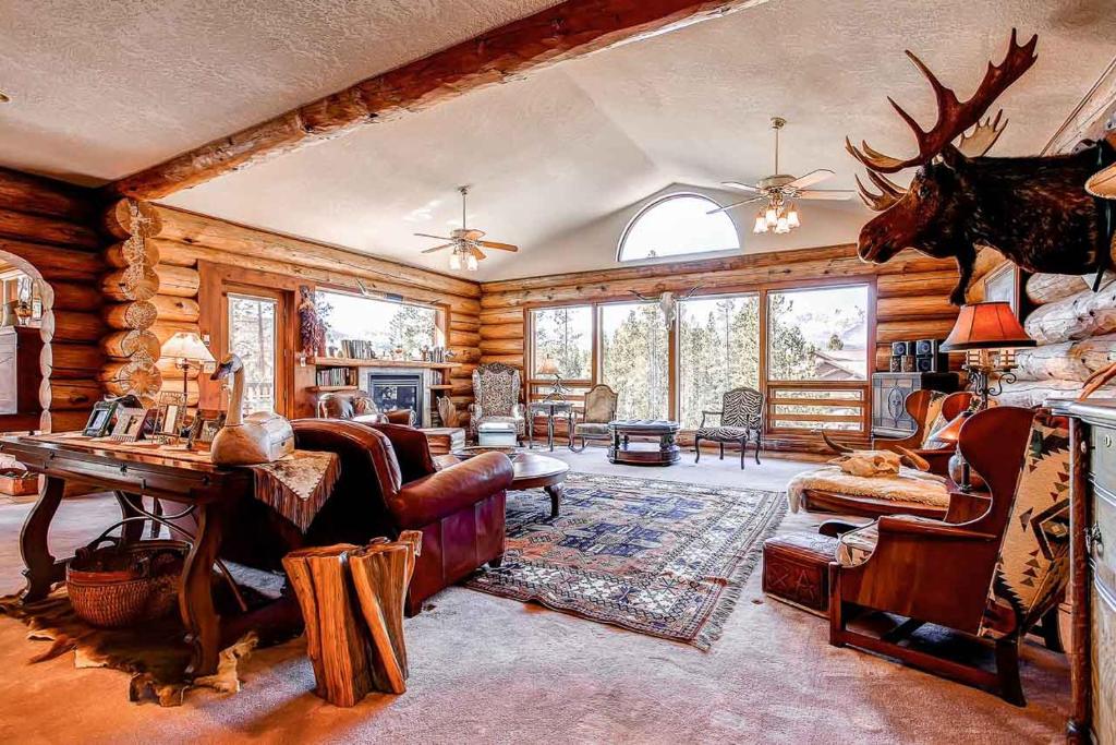 Swan River Lodge image