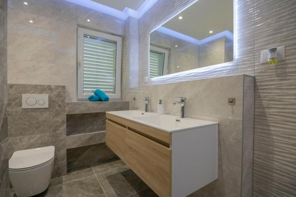 Apartments Radeljić photo 4