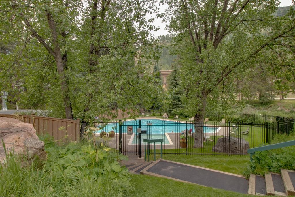 Timber Falls 3/2 condo in E Vail 4480 Timber Falls Ct, #1504, Vail, CO 81657 photo 3