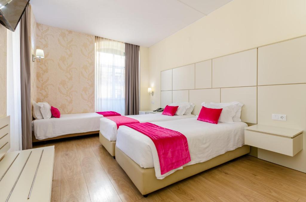 Трехместный (Трехместный номер), Hotel LX Rossio