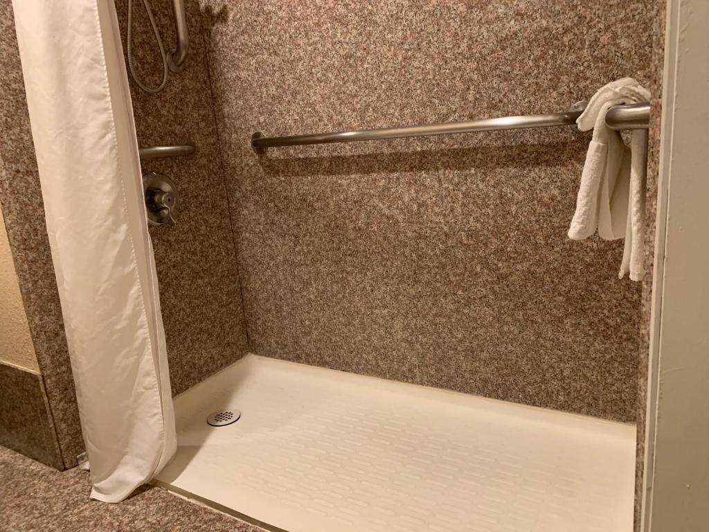 Quality Inn Temecula Valley Wine Country photo 1