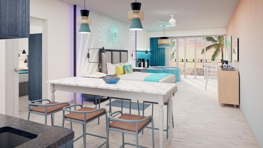 Сьюит (Mantamar XPA Suite at Mantamar Tower), Almar Resort Luxury LGBT Beach Front Experience
