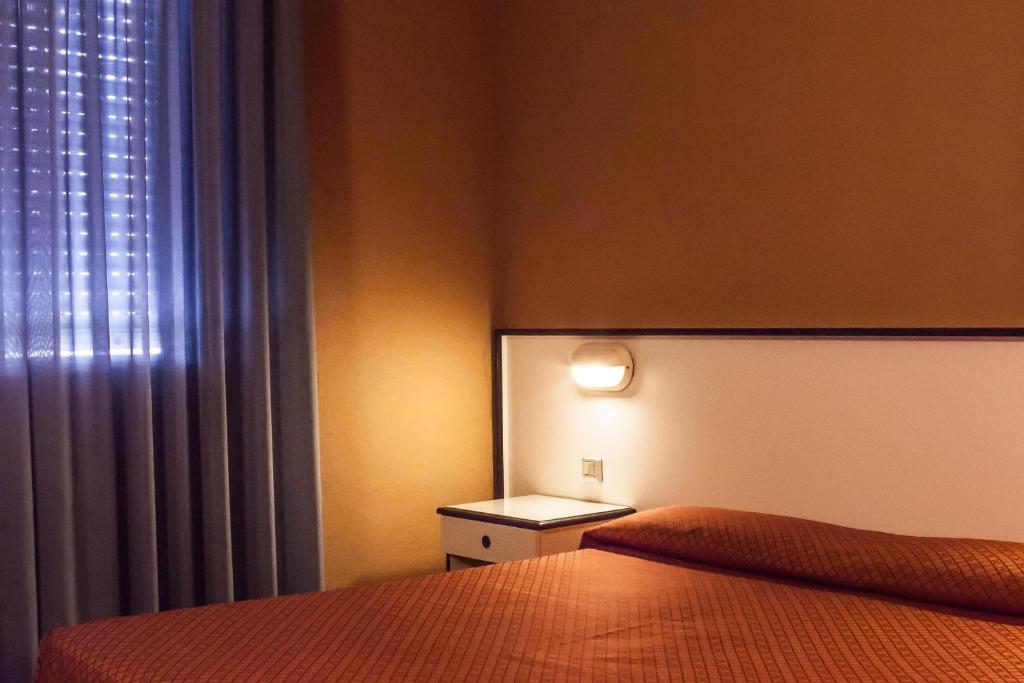 Hotel Quadrifoglio - Tap to explore photos