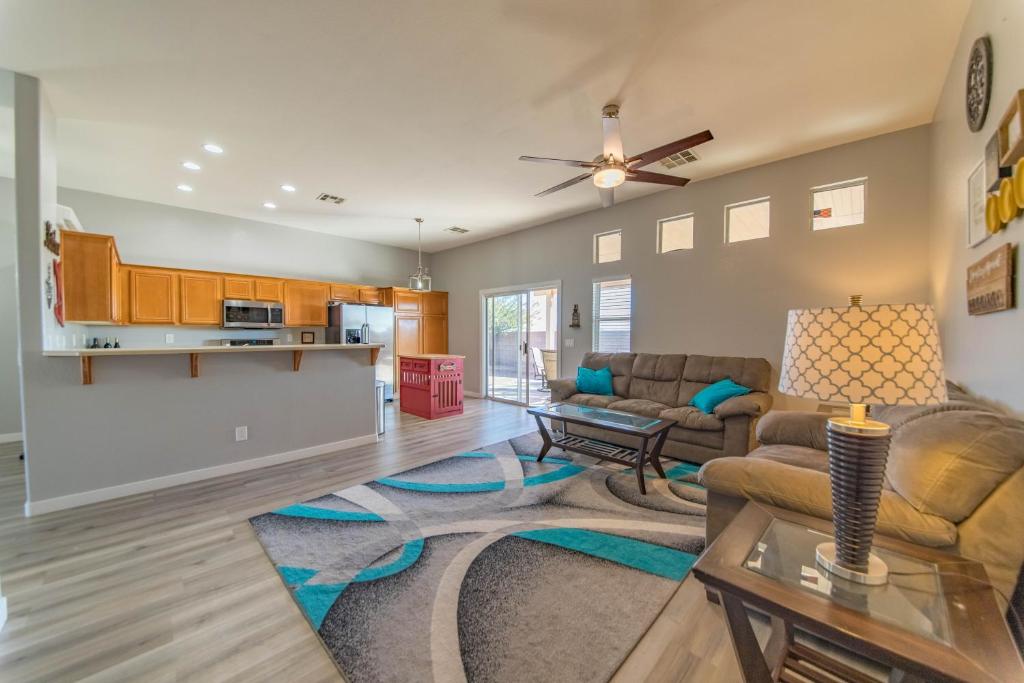 Gorgeous Las Vegas home with RV parking