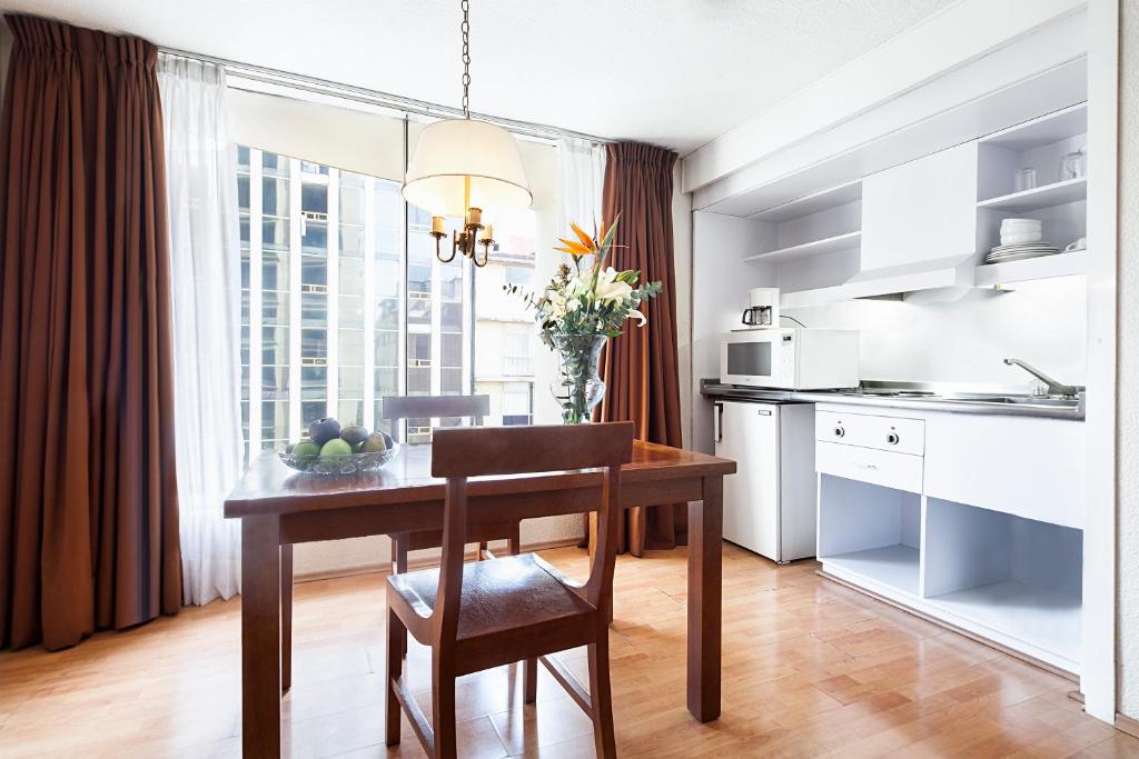 Двухместный (Номер с кроватью размера «queen-size»), Exe Suites San Marino