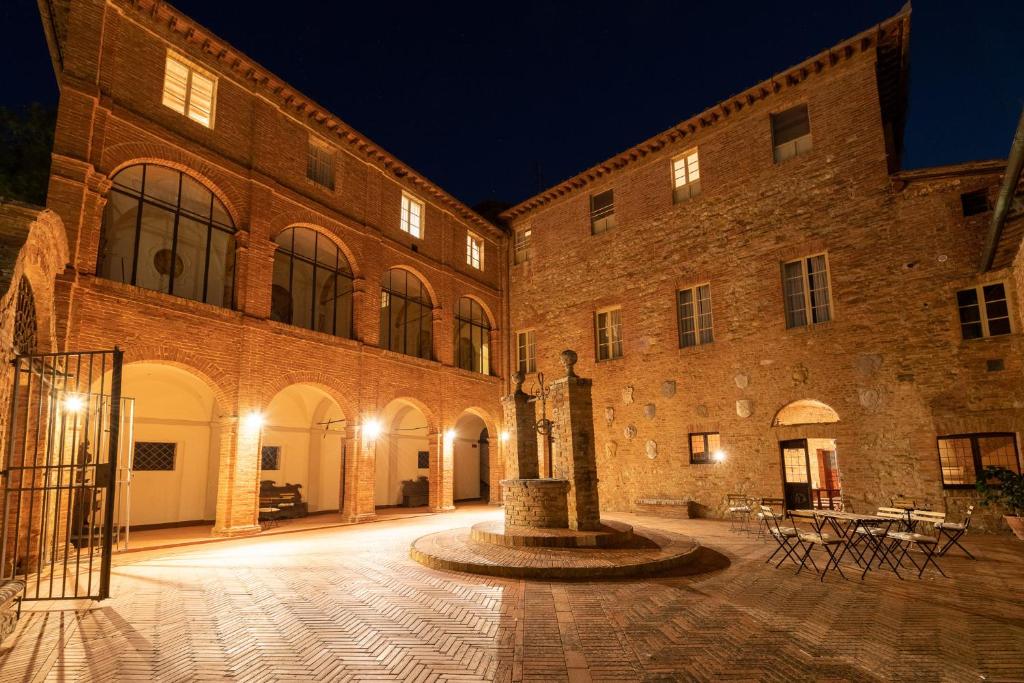 Borgo San Lorenzo a Linari photo 1