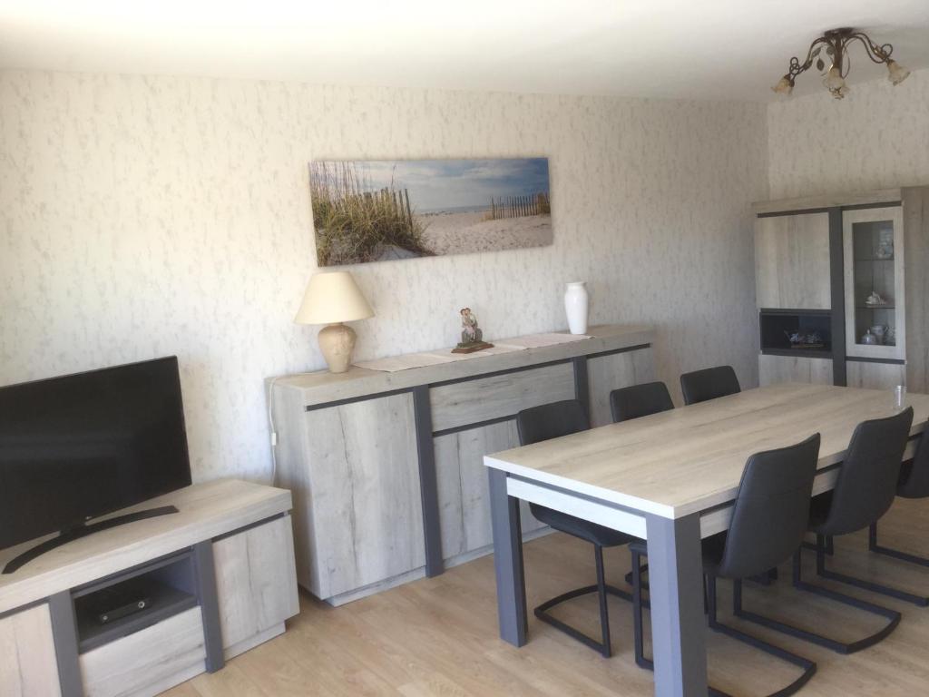 Panoramisch appartement tussen zee ,bos en de duinen photo 3