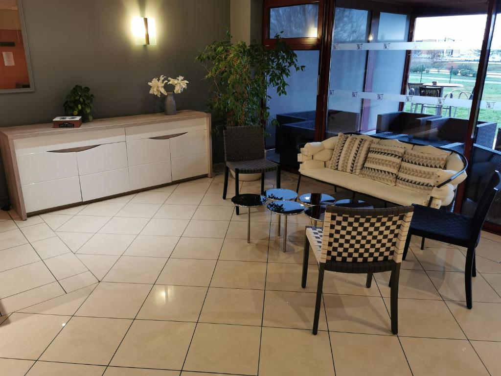 Hotel Ambotel photo 1