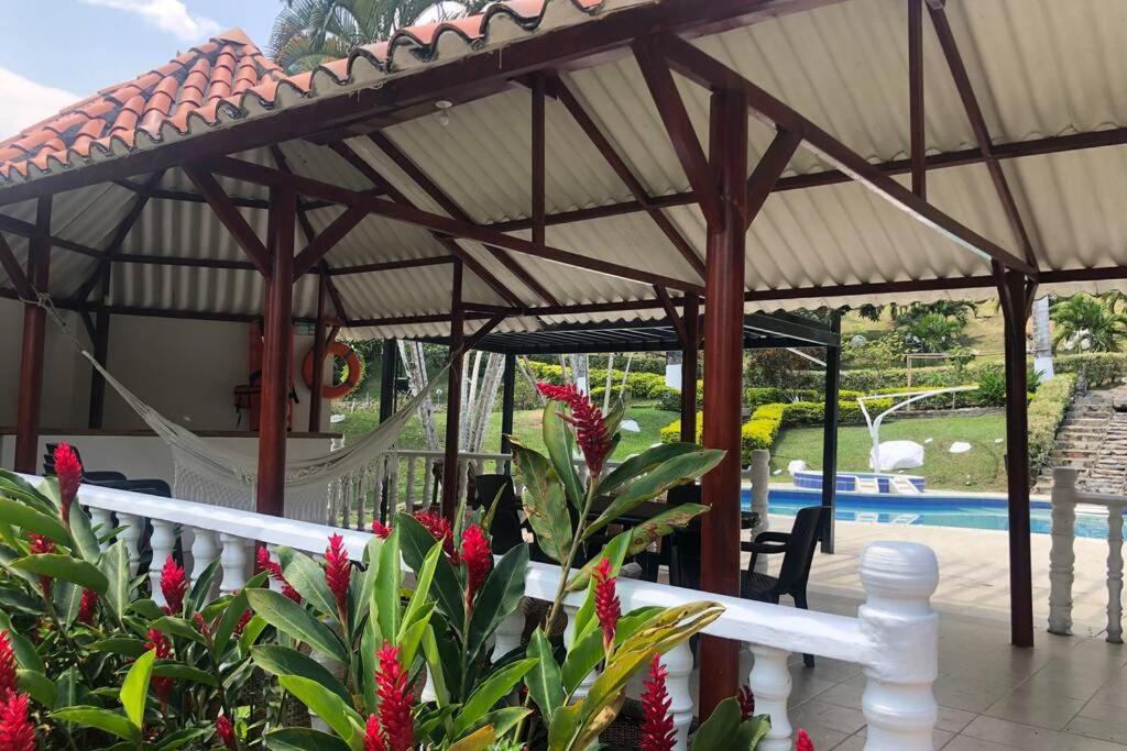 Casa con piscina y zona de BBQ en la Mesa Cundinamarca photo 4