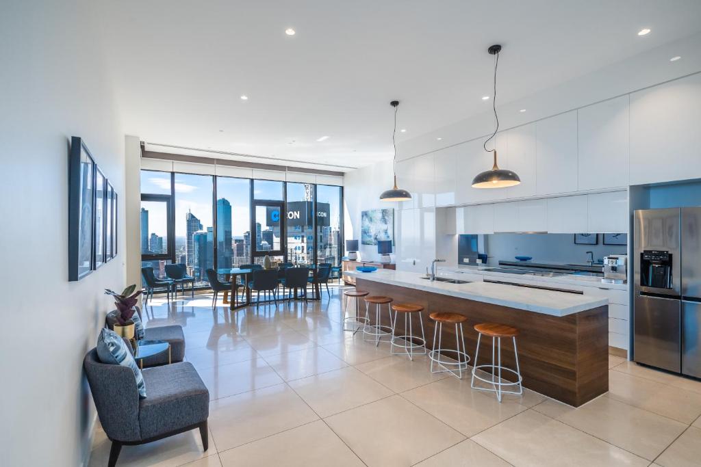 Melbourne City Apartments Panoramic Skyview Penthouse photo 3