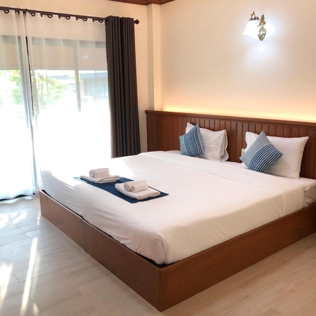 Huen Him Kong Hotel Phrae photo 1