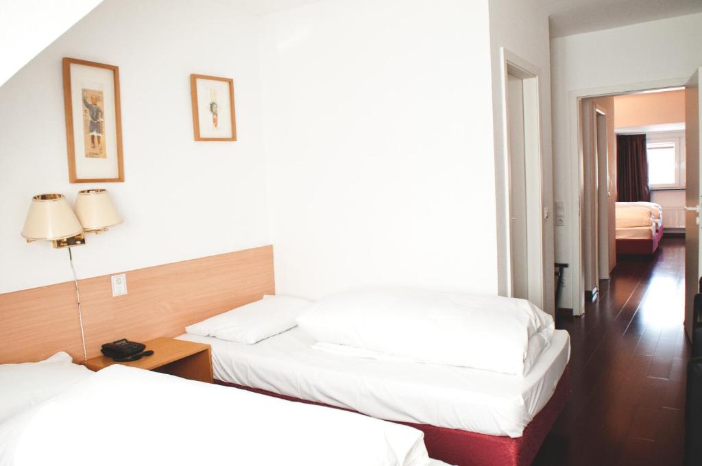 Семейный (Семейный номер), Hotel Batavia
