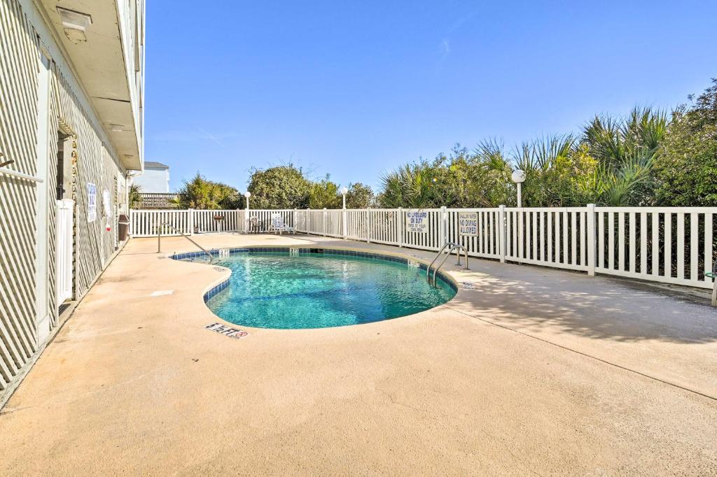 On-The-Beach Escape Oceanfront in Surfside! photo 1