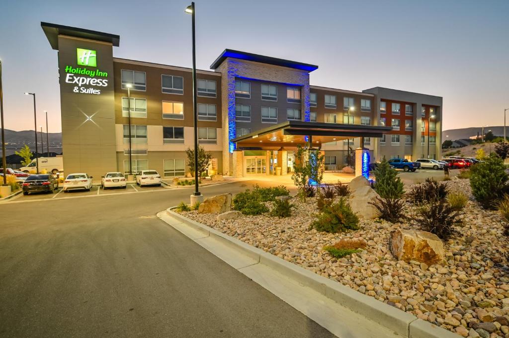 Holiday Inn Express and Suites-Lehi - Thanksgiving Point, an IHG Hotel image