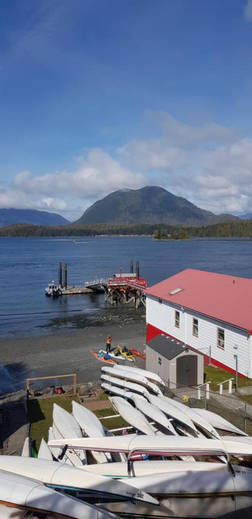 Tofino Paddlers Inn photo 3