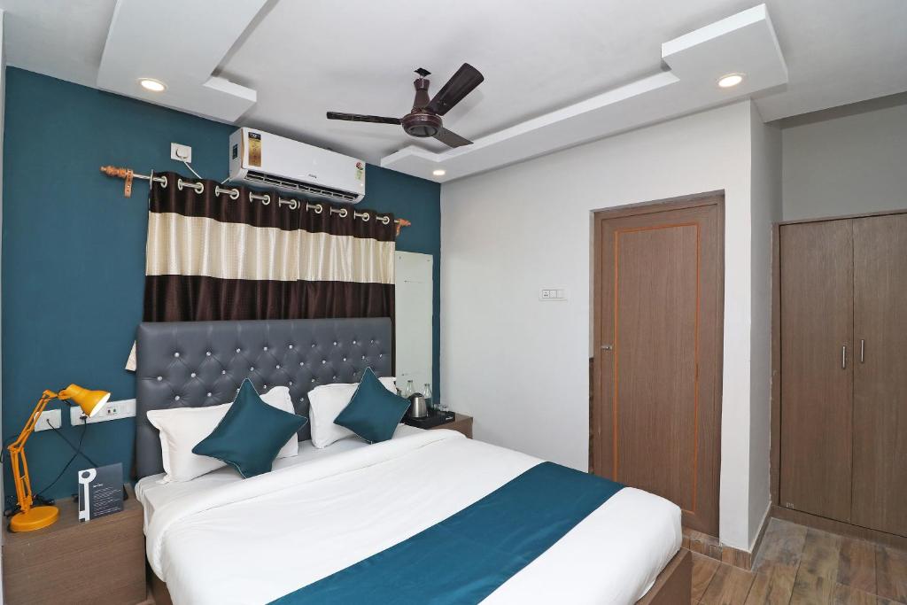 Двухместный (Бюджетный двухместный номер с 1 кроватью), Vaccinated Staff- SilverKey Executive Stays 76470 Royal Crown Airport
