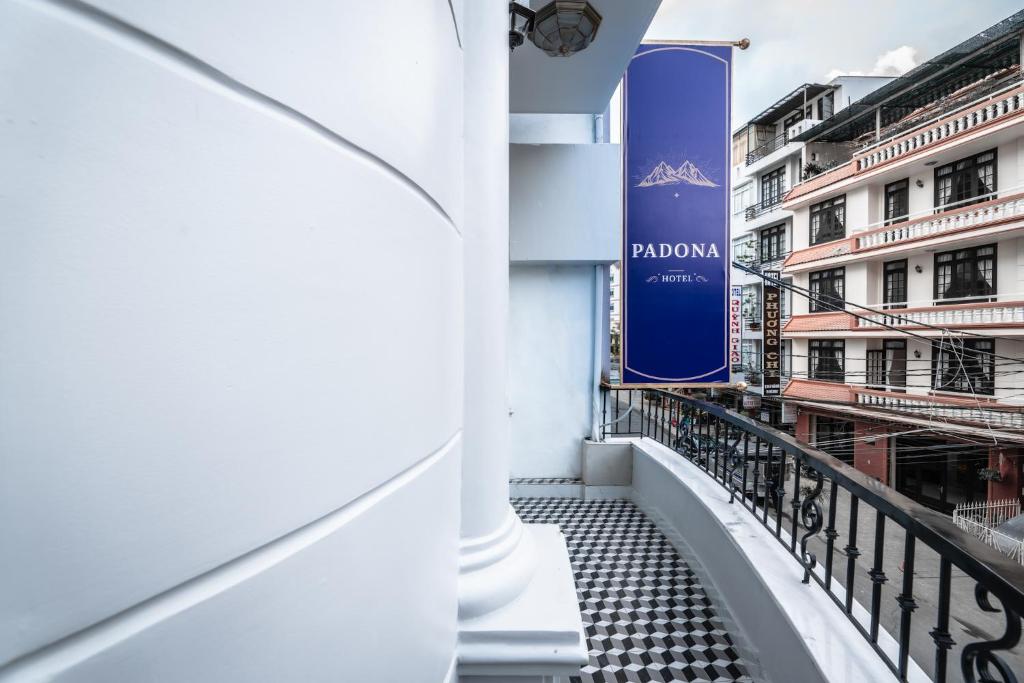 Padona Hotel