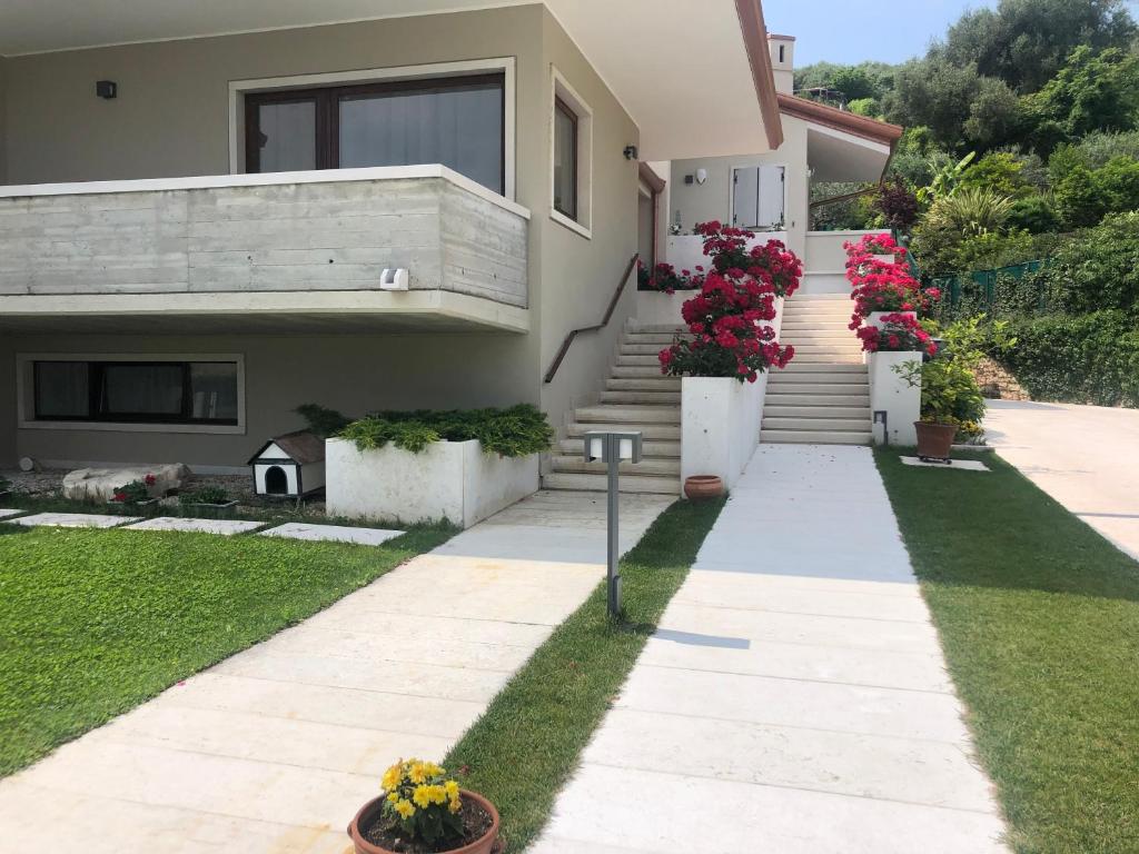RESIDENZA VILLA LEONIDA photo 3
