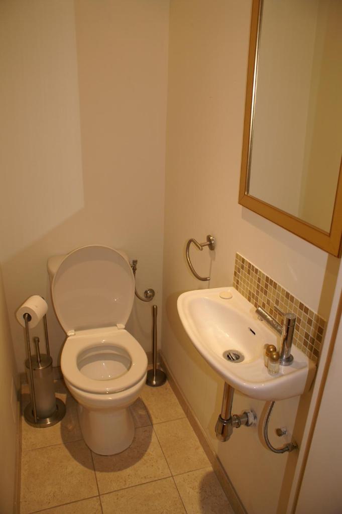 First Floor 15 Rue Notre Dame with Vast Terrace photo 4