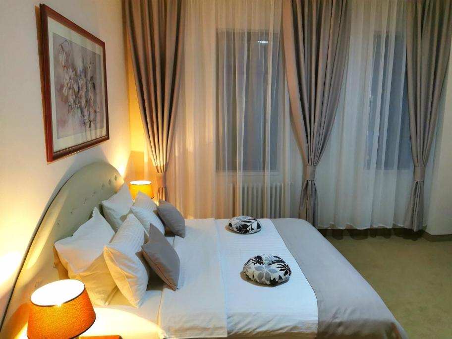 Апартаменты (Улучшенные апартаменты), Hotel N