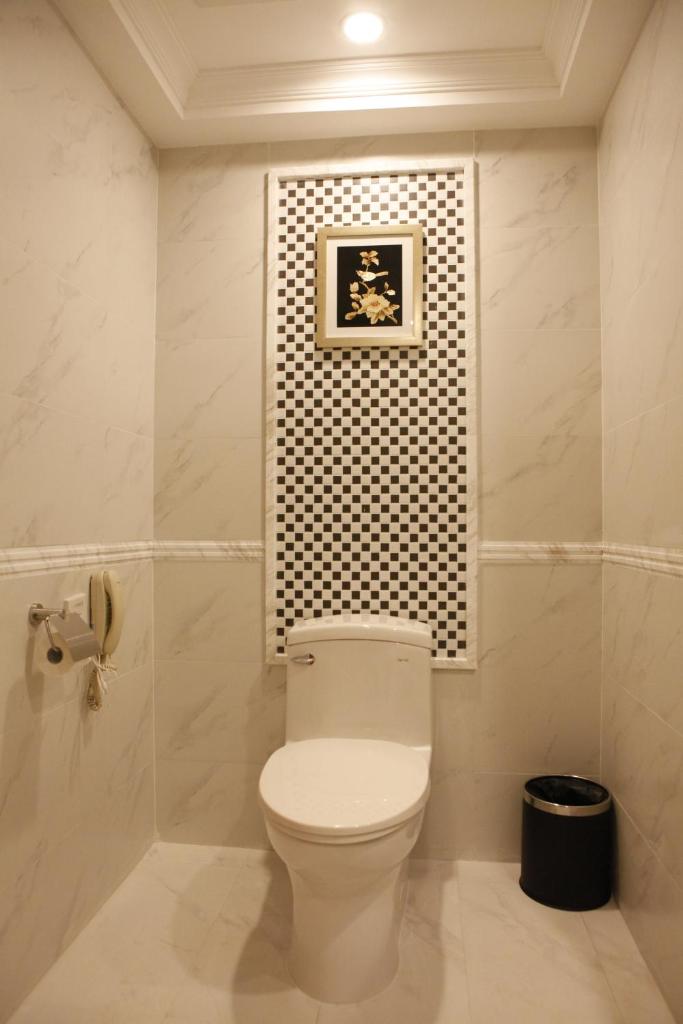 Двухместный (Улучшенный номер с кроватью размера «queen-size»), Guangzhou Yuehai Hotel