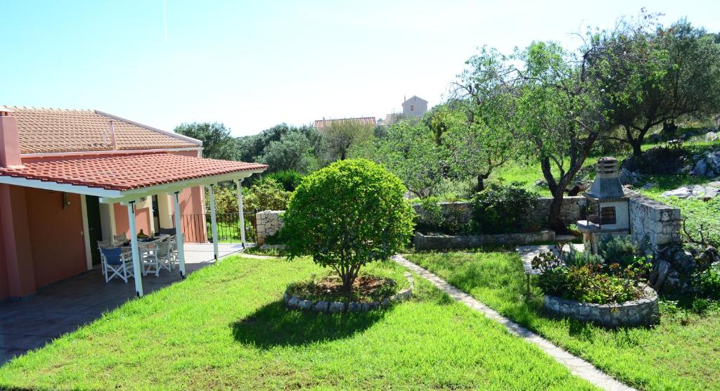 VILLA ANDRONIKI photo 3