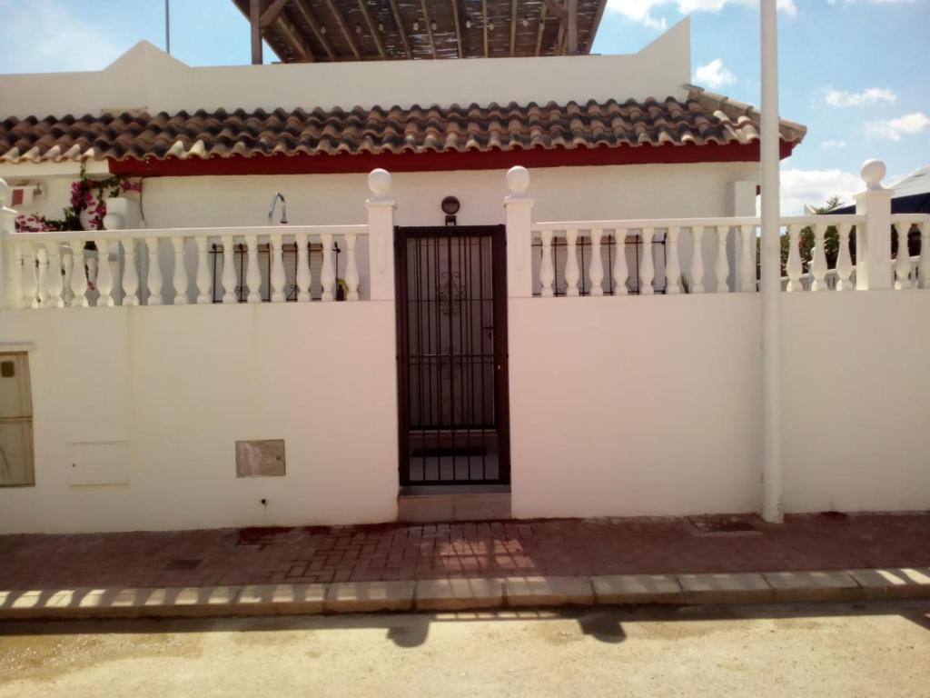 Immaculate 2-Bed Villa with pool in Mazarron photo 1