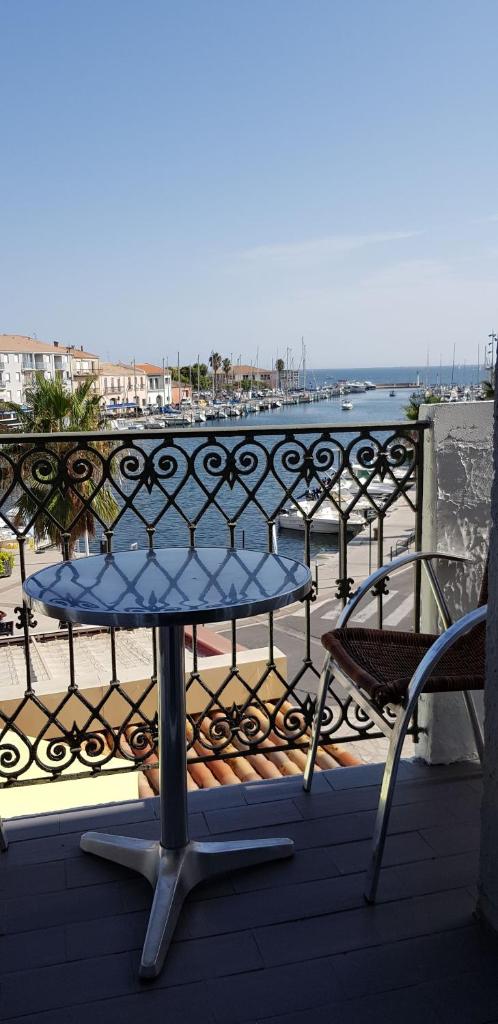 Hotel-Restaurant Du Port photo 3