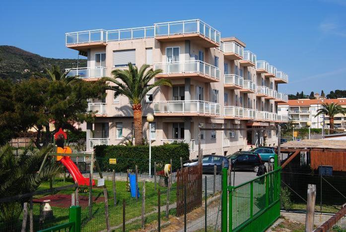 Residence Riviera, Savona