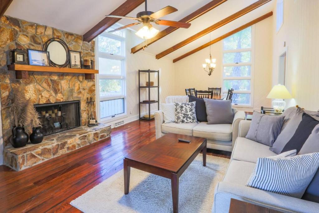Oak Woods Cottage photo 1